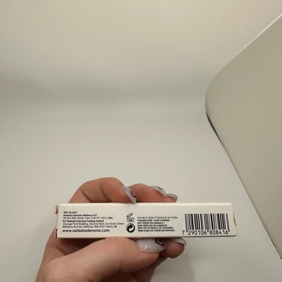 Natasha Denona Transfix Matte Concealer - 18WY - Picture 4 of 4